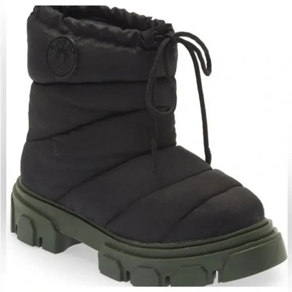 FARM Rio Lug Sole Bootie in Black. Sz: 8.5 - Picture 1 of 11